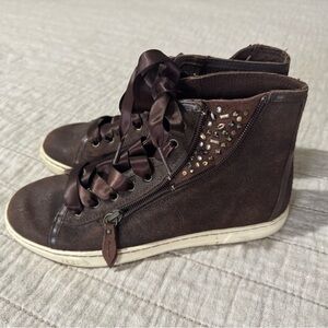 Ugg Blaney Crystal Brown Suede High-Top Sneakers with Studded Detail Sz 8